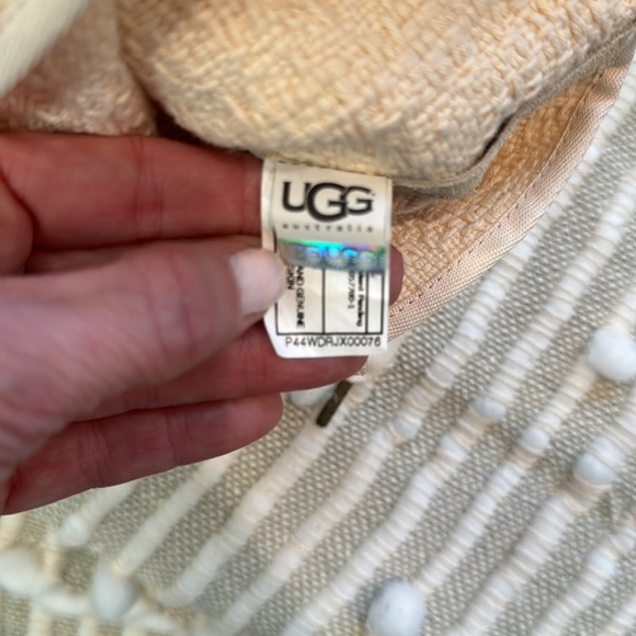 Uggs- Authentic - bought at Nordstrom several years ago during a spring sale. - Picture 7 of 9
